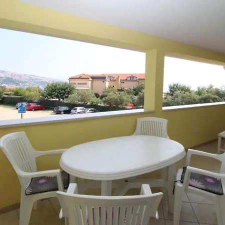 דירה In Mit Eigenem Balkon By Interhome