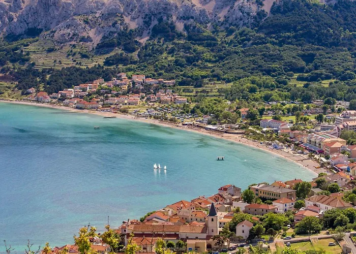 In Mit Eigenem Balkon By Interhome דירה